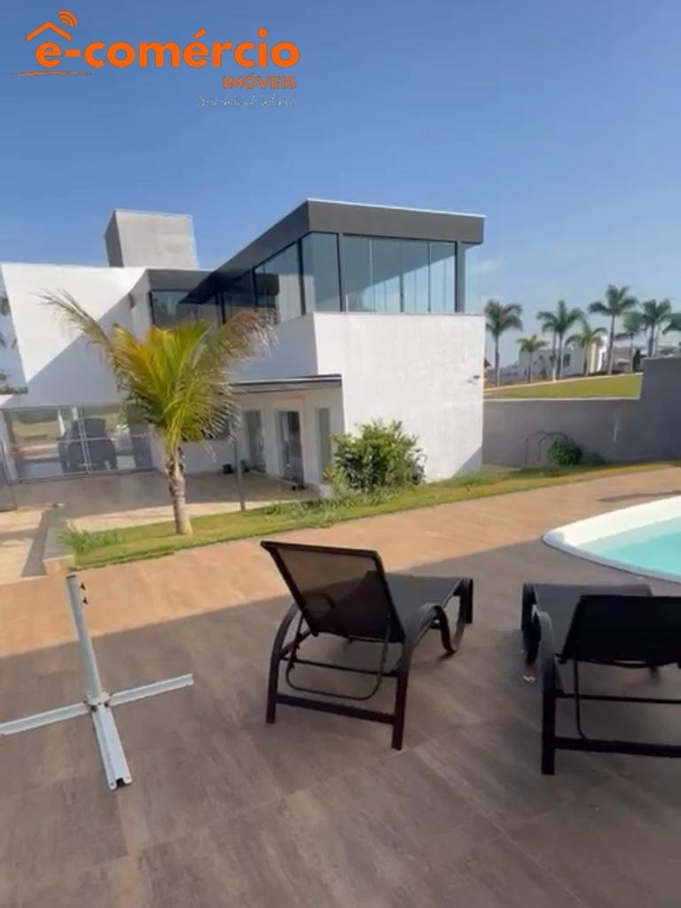 Linda casa a venda na Ilha Brasil