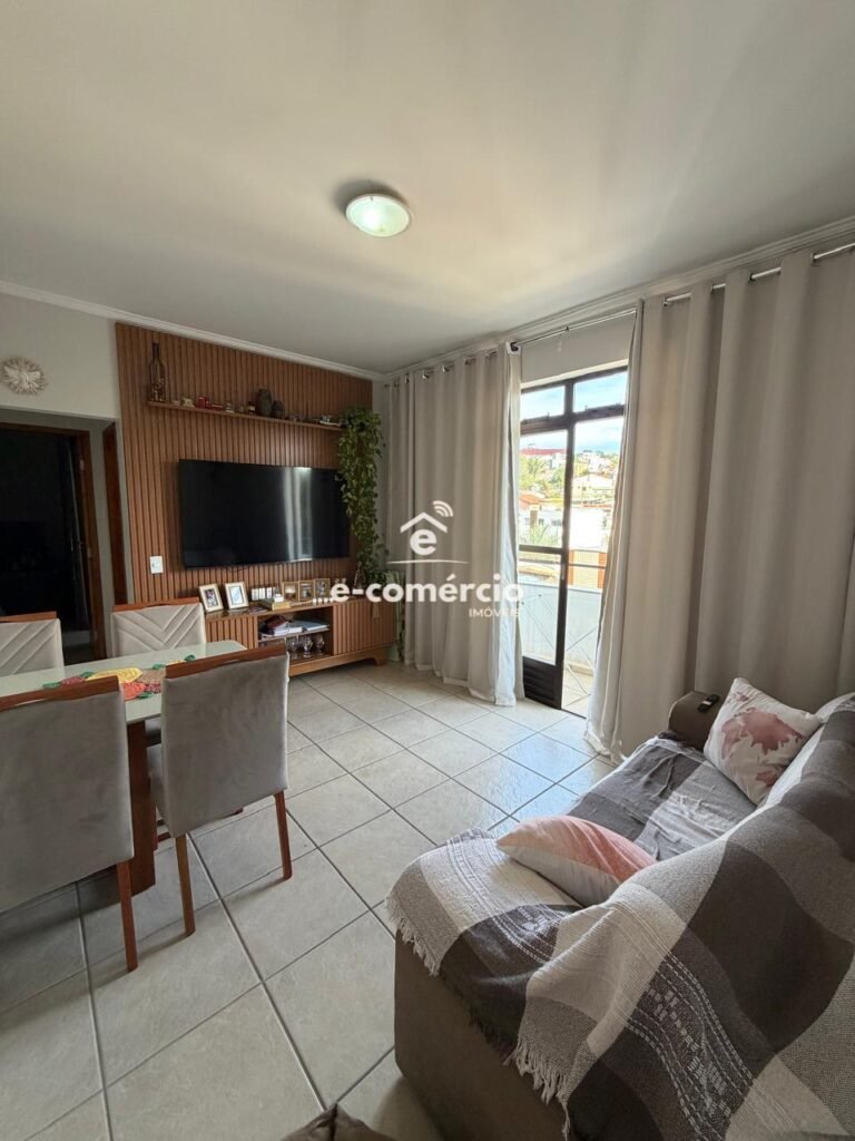 Apartamento com varanda à venda no Centro